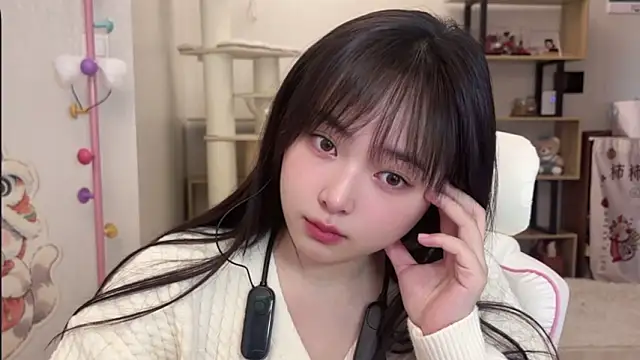 Snapshot of Chenjing0 chatting on 02/05/26, 05:36 Chenjing0 online show from 02/05/26, 05:36