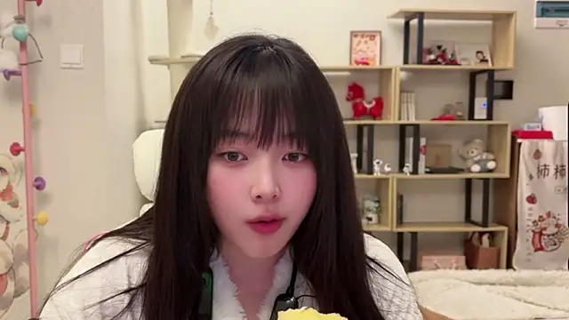 Snapshot of Chenjing0 chatting on 03/03/26, 12:56 Chenjing0 online show from 03/03/26, 12:56