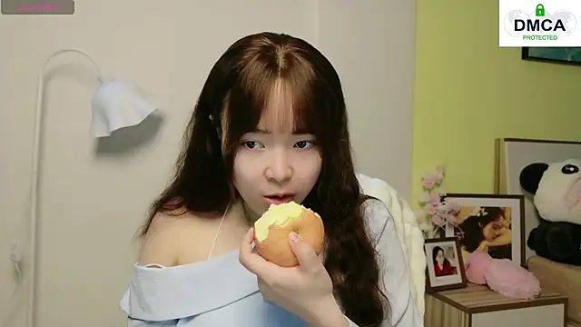 Chenjing0 online show from 03/02/25, 10:37