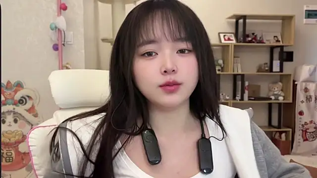 Snapshot of Chenjing0 chatting on 01/10/26, 04:41 Chenjing0 online show from 01/10/26, 04:41