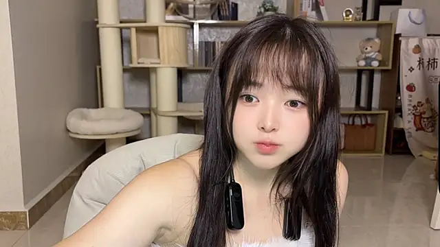 Chenjing0 online show from 10/03/25, 03:02