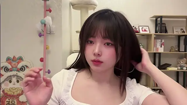 Chenjing0 online show from 11/10/25, 03:11