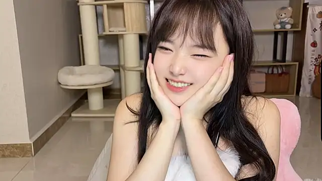 Chenjing0 online show from 10/05/25, 02:30