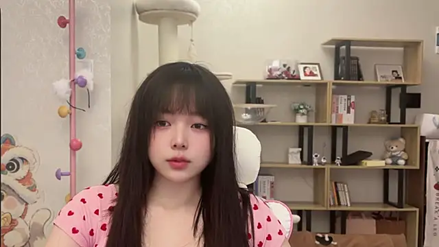 Chenjing0 online show from 11/04/25, 03:43