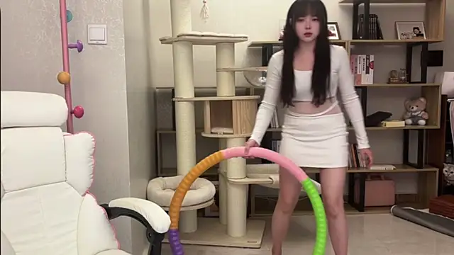 Chenjing0 online show from 11/12/25, 12:31