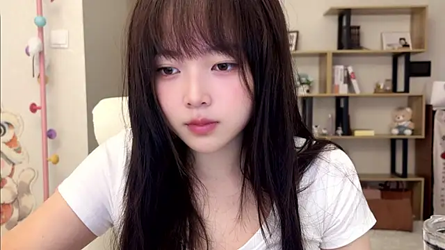 Chenjing0 online show from 10/20/25, 02:57