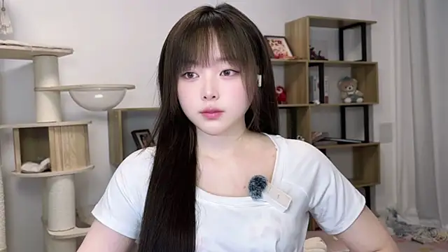 Chenjing0 online show from 05/28/26, 12:33