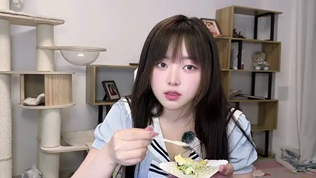 Chenjing0 online show from 05/27/26, 12:34