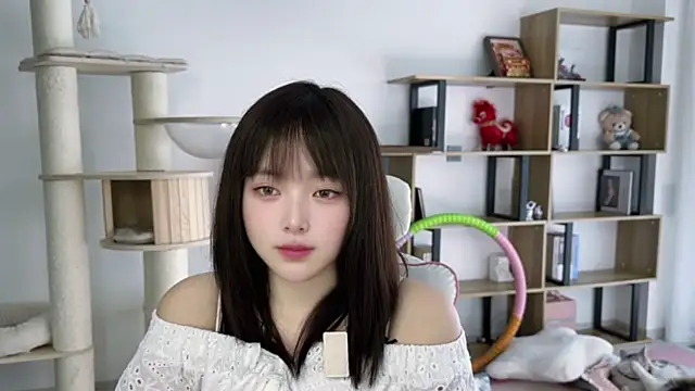 Chenjing0 online show from 04/19/26, 05:08