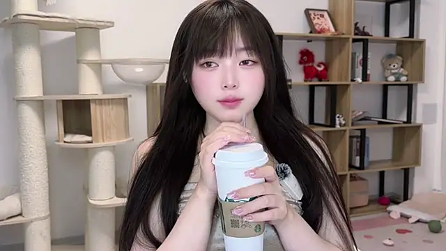 Chenjing0 online show from 05/12/26, 12:11