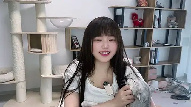 Chenjing0 online show from 05/02/26, 05:23