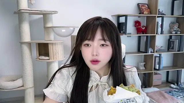 Chenjing0 online show from 04/26/26, 04:10