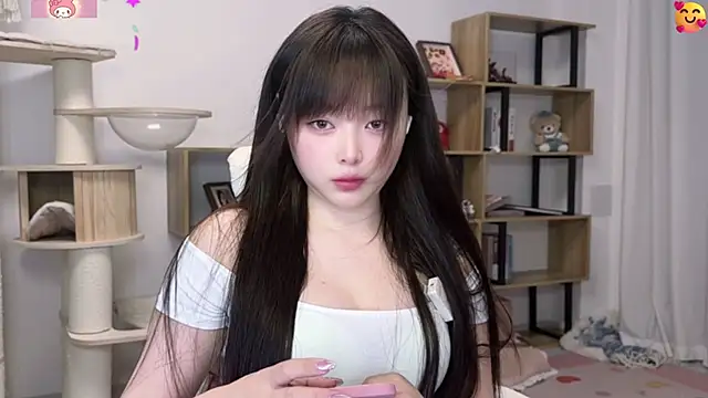 Chenjing0 online show from 06/01/26, 12:27