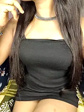 Hot  sallie online show from 03/31/26, 07:32