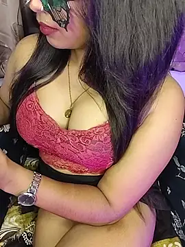 Hot  sallie online show from 05/17/26, 05:51