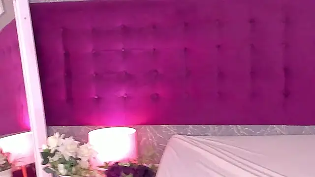 LiaCathaleya online show from 11/14/25, 08:23