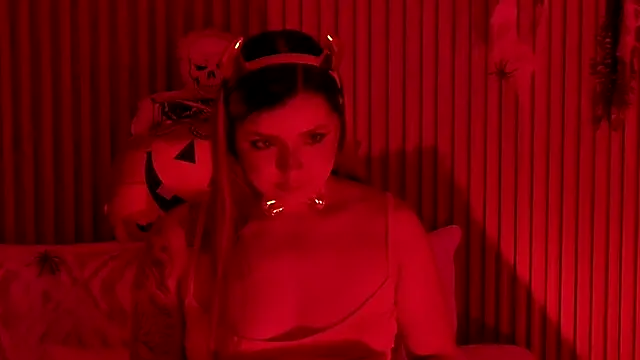 kata james online show from 10/24/25, 07:35