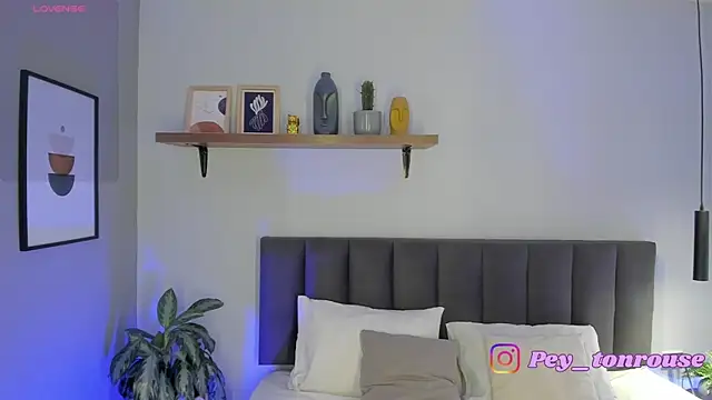 Snapshot of peytonrosse chatting on 10/09/25, 06:30 peytonrosse online show from 10/09/25, 06:30