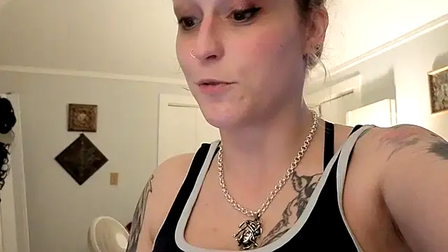Snapshot of damselaintstressn chatting on 09/14/25, 03:12 damselaintstressn online show from 09/14/25, 03:12