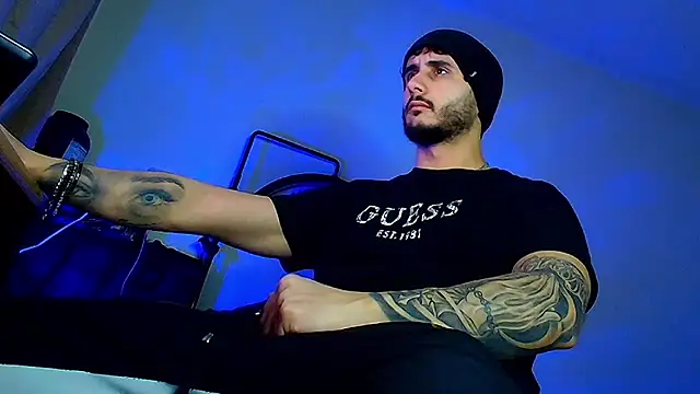 XanderCage99 online show from 02/02/26, 05:34