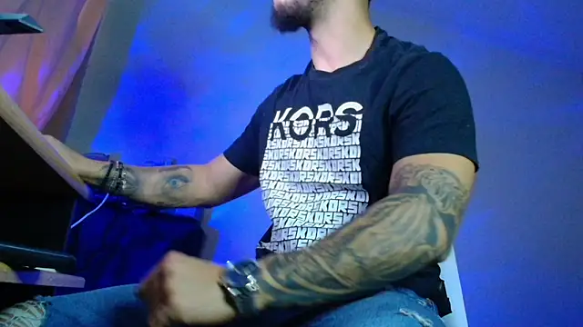 XanderCage99 online show from 10/07/25, 07:20