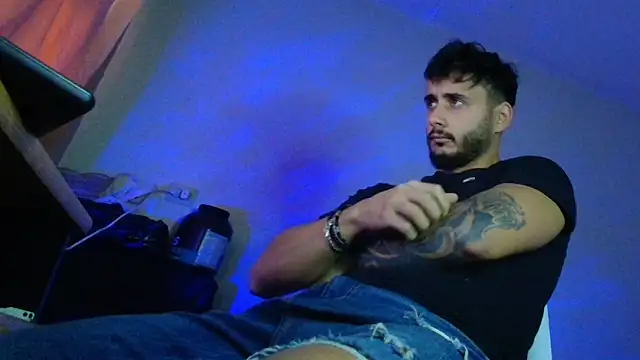 XanderCage99 online show from 10/25/25, 07:29