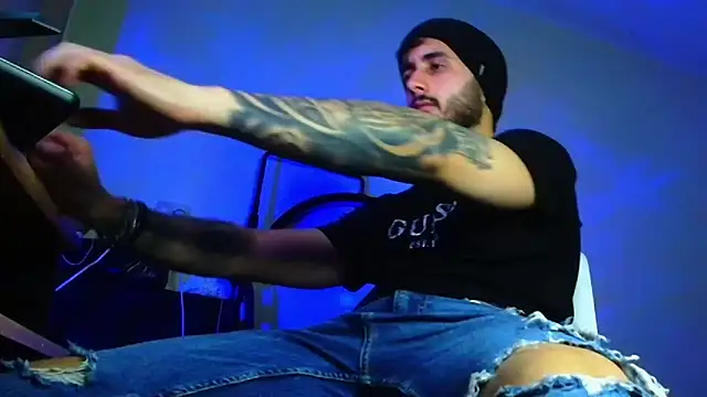 XanderCage99 online show from 04/14/26, 09:42