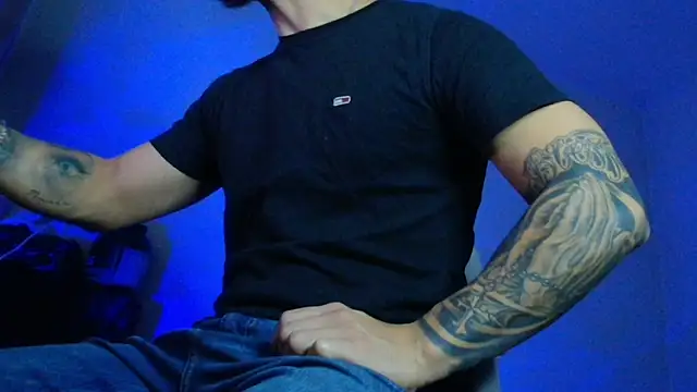 XanderCage99 online show from 10/24/25, 04:22