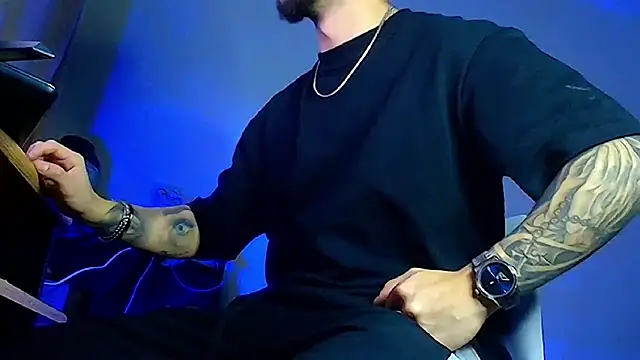 XanderCage99 online show from 02/18/26, 05:31