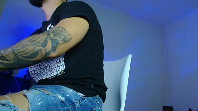 XanderCage99 online show from 11/18/25, 06:17