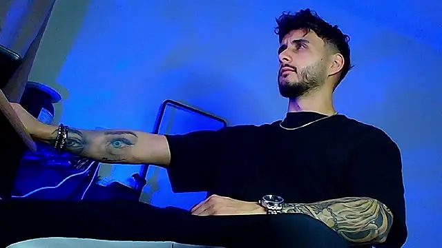 XanderCage99 online show from 02/15/26, 12:11