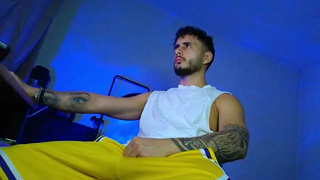 XanderCage99 online show from 11/10/25, 02:38