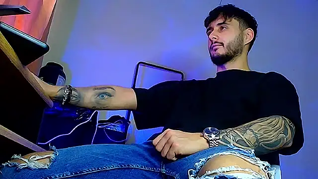 XanderCage99 online show from 02/22/26, 12:51