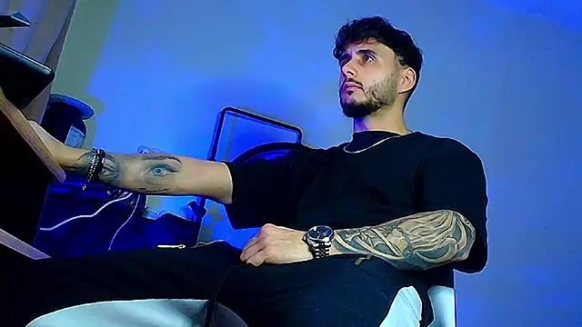 XanderCage99 online show from 02/16/26, 07:45