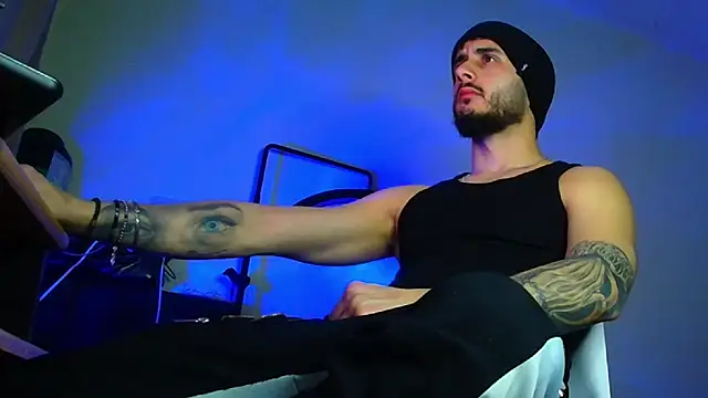 XanderCage99 online show from 04/01/26, 10:39