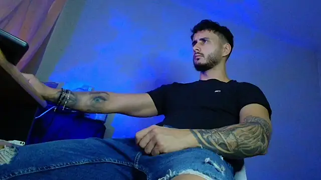 XanderCage99 online show from 10/16/25, 05:16