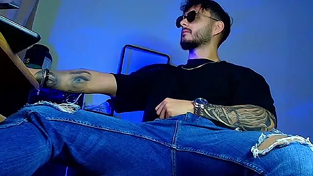 XanderCage99 online show from 02/22/26, 12:46