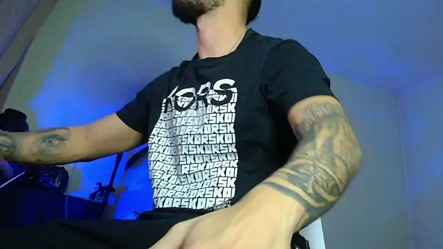 XanderCage99 online show from 11/16/25, 04:50