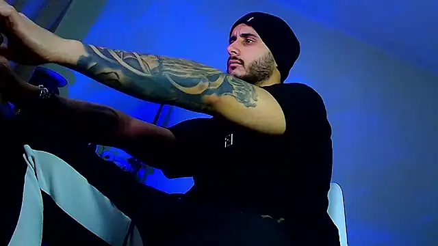 XanderCage99 online show from 02/05/26, 04:25