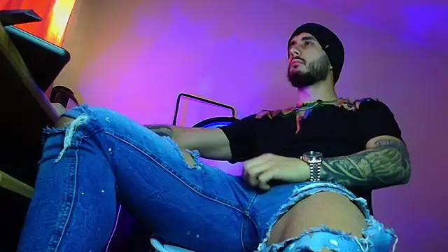 XanderCage99 online show from 04/04/26, 12:45