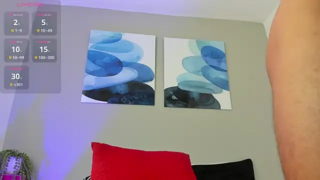 Snapshot of Emilio_Wolf chatting on 03/10/25, 04:03 Emilio Wolf online show from 03/10/25, 04:03