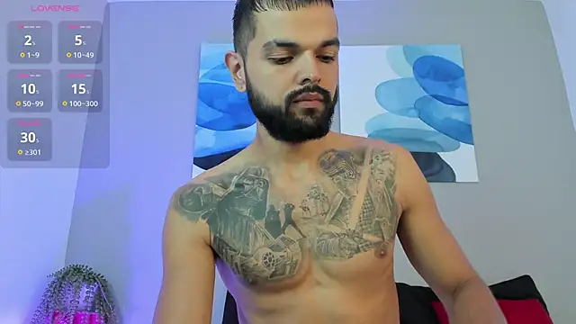 Snapshot of Emilio_Wolf chatting on 03/20/25, 12:00 Emilio Wolf online show from 03/20/25, 12:00