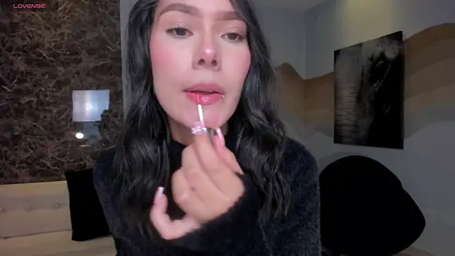 NiaSalvatore online show from 02/11/26, 05:07