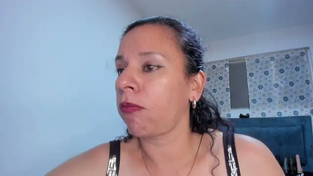 sofi saliva2511 online show from 06/09/26, 07:59