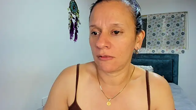 sofi saliva2511 online show from 11/30/25, 04:02