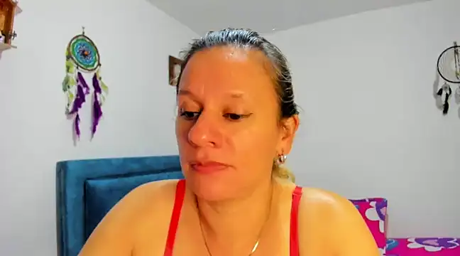 sofi saliva2511 online show from 03/08/25, 03:35