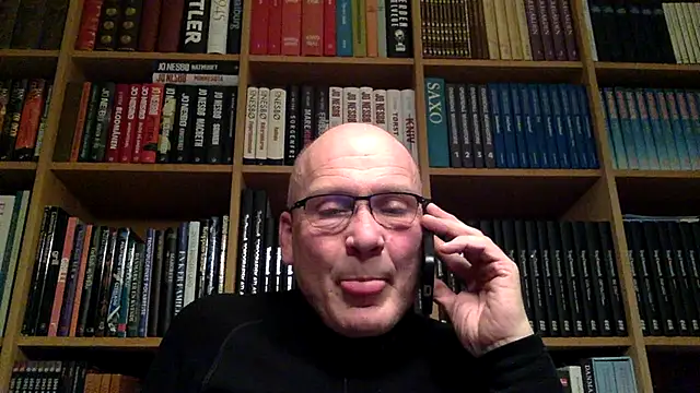 Snapshot of Parleg2 chatting on 01/10/26, 06:14 Parleg2 online show from 01/10/26, 06:14