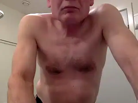 Snapshot of Parleg2 chatting on 02/21/26, 05:15 Parleg2 online show from 02/21/26, 05:15