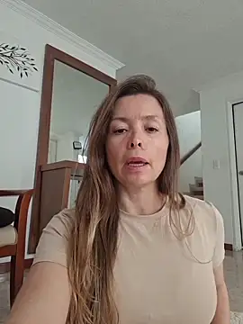 karina warthon online show from 06/15/26, 05:34