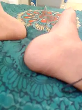 Slim to online show from 04/15/26, 02:50